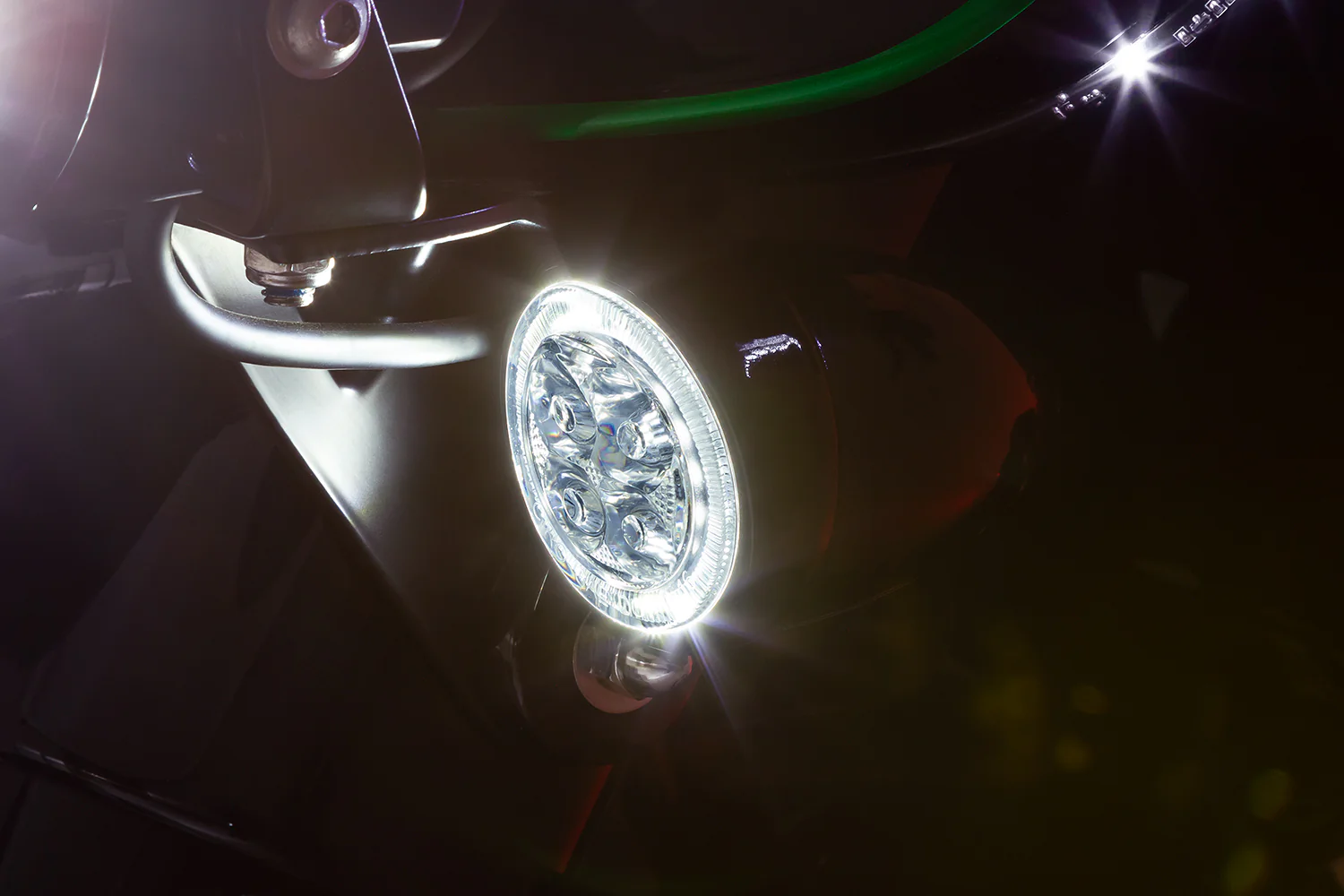 Fang® White Halo Front Signal Light Inserts With Bezel (Dual Circuit) - Image 14