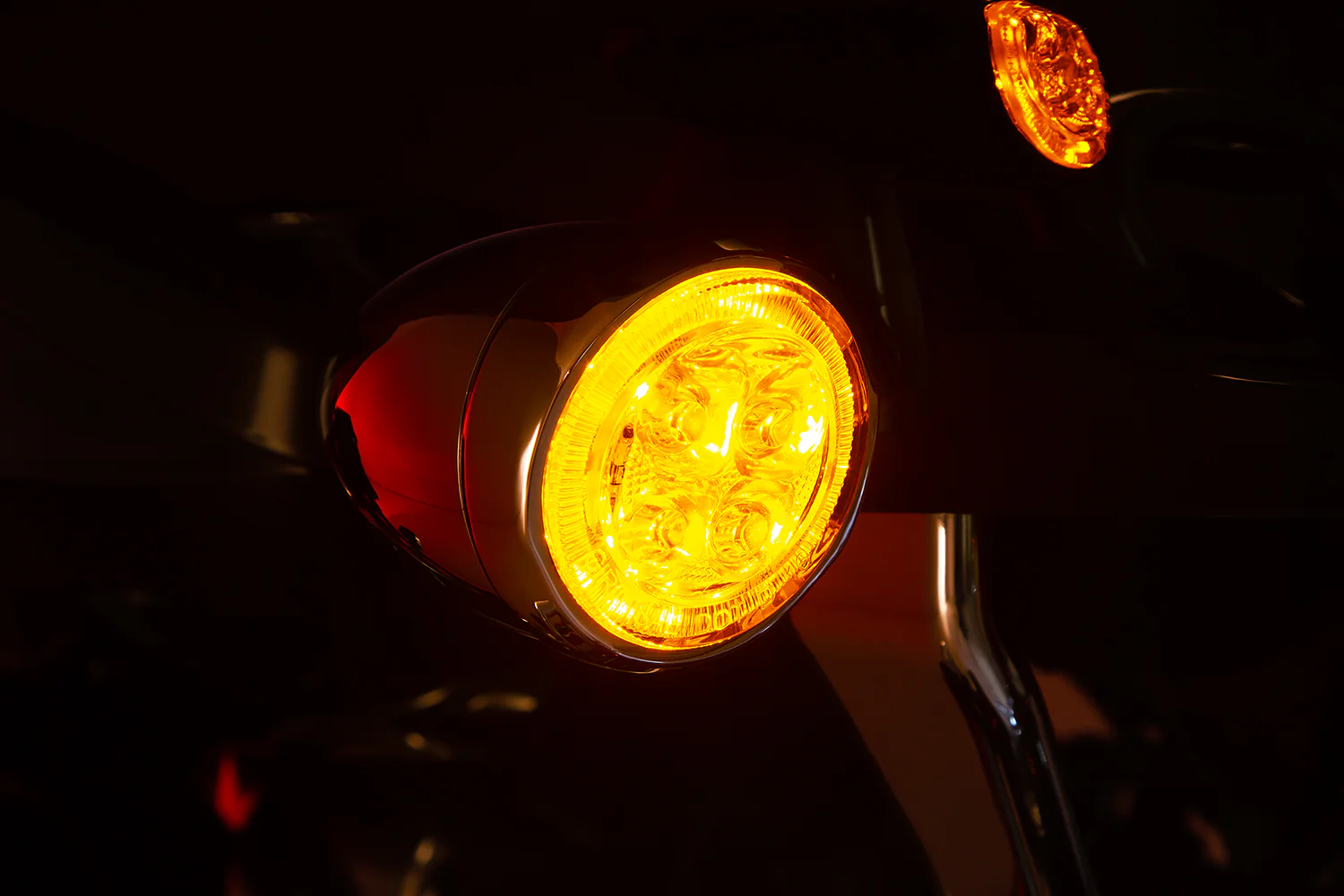 Fang® White Halo Front Signal Light Inserts With Bezel (Dual Circuit) - Image 9