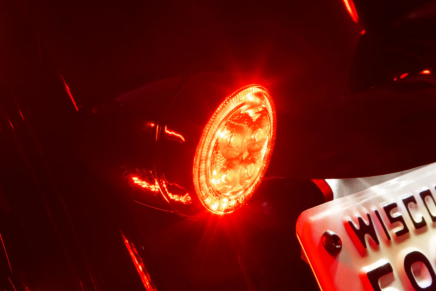 Fang® Rear Signal Light Inserts With Bezel (Dual Circuit) - Image 12