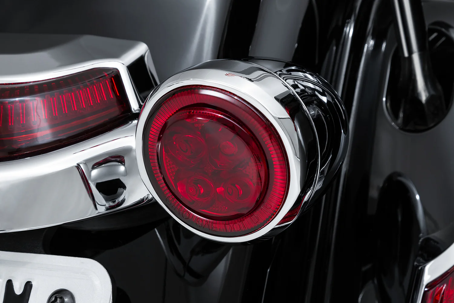 Fang® Rear Signal Light Inserts With Bezel (Dual Circuit) - Image 15