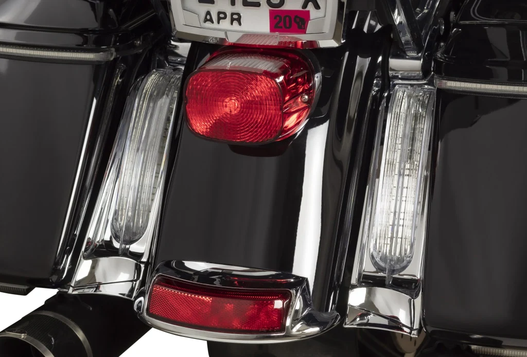 Filler Panel Lights for Limited, Ultra and Road King with all RED LEDs - Image 5