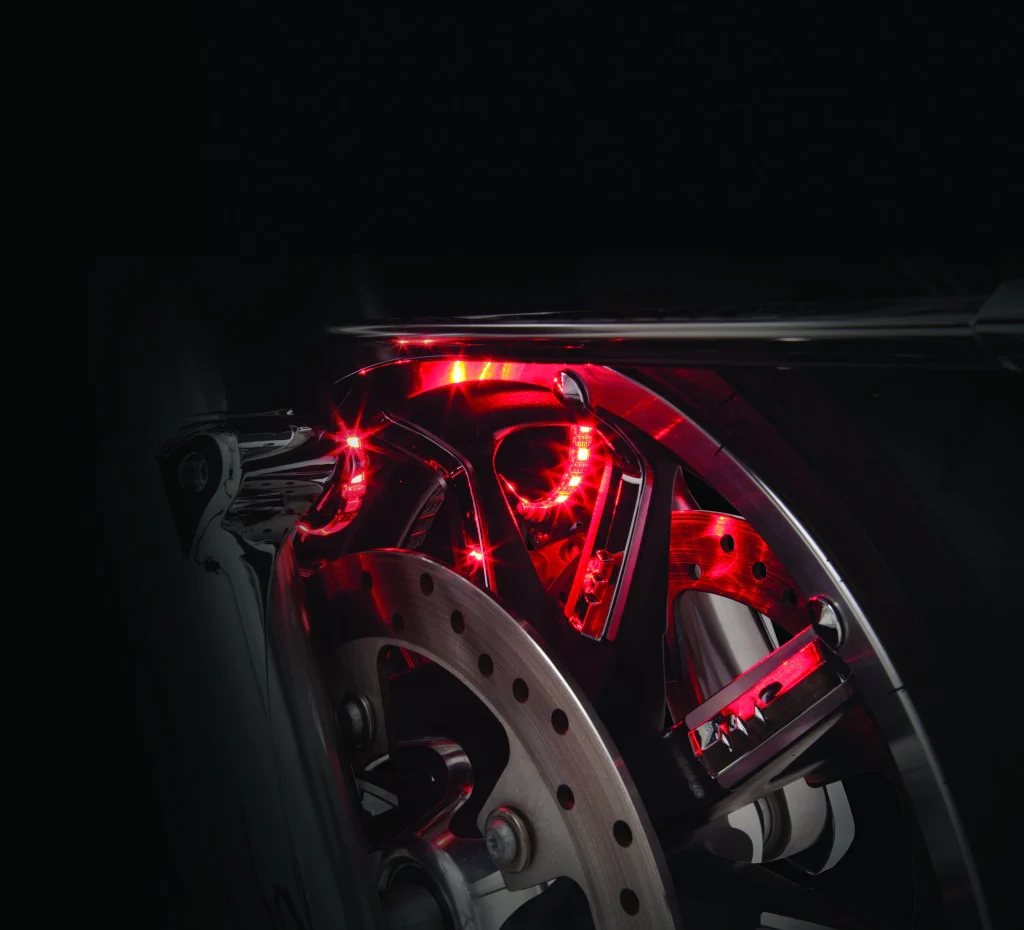 Shock & Awe® / Fork Mounted Illuminators 2.0 for H-D Touring - Image 3