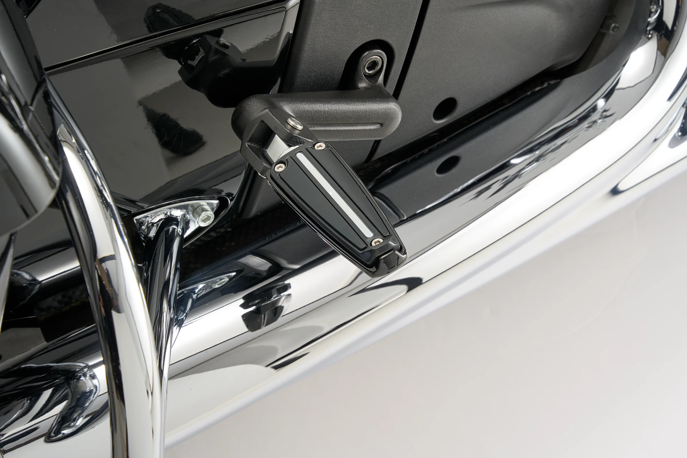 Passenger Peg Adapters for Indian - Image 6