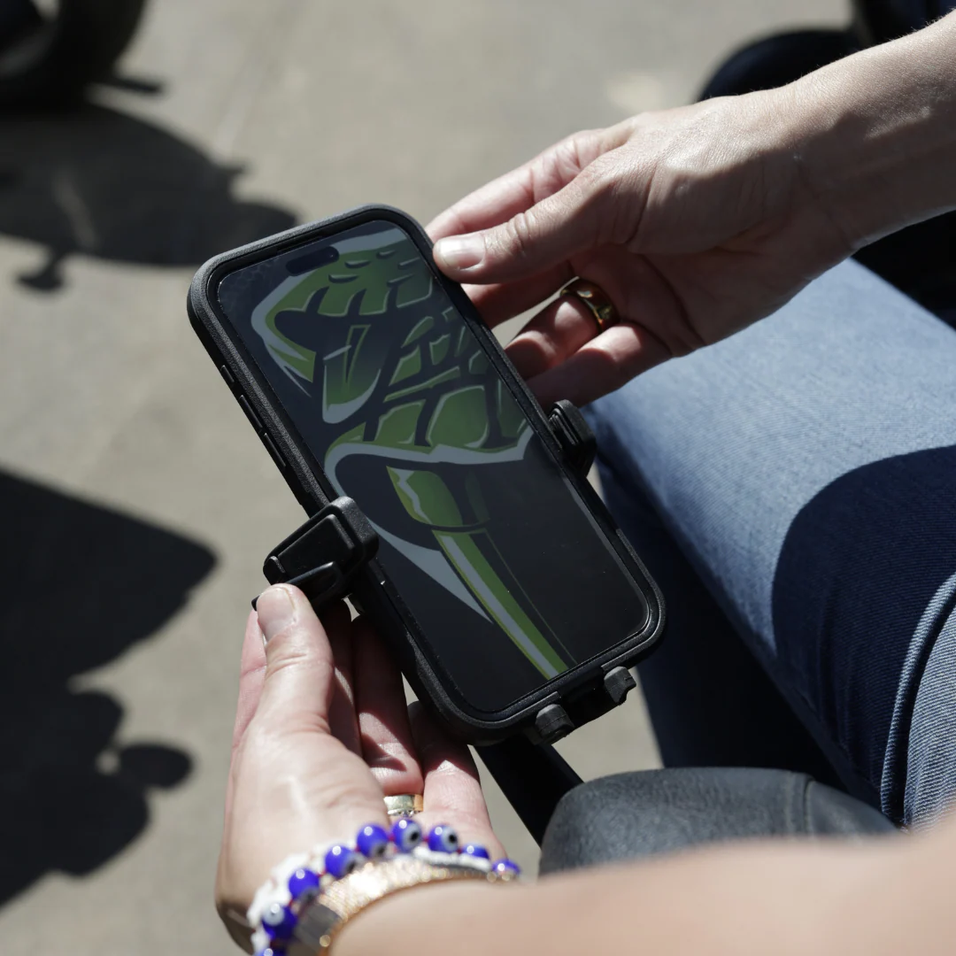 Passenger Phone Mount - Image 4