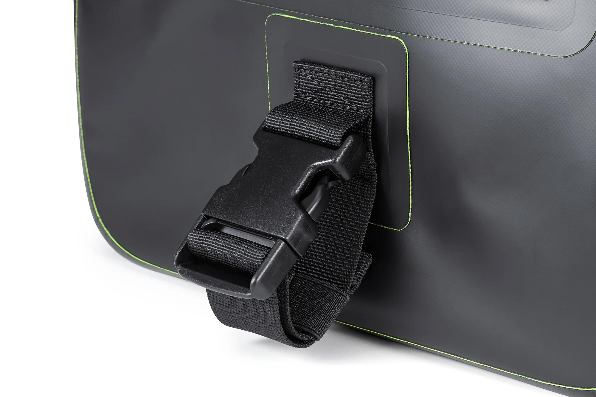 DRYFORCE® Quick Release Waterproof Cooler for H-D Luggage Rack - Image 10